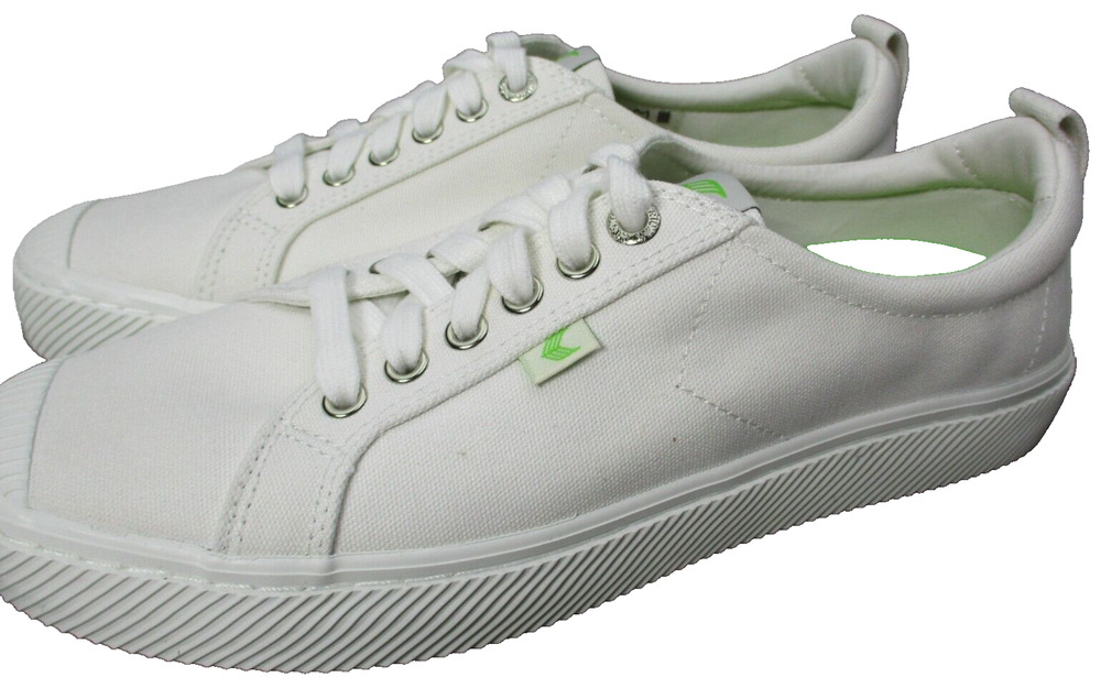Cariuma White Canvas OCA Low Sneakers Shoes Lace Womens Size 10.5